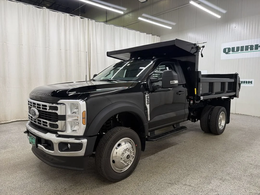 New 2026 Agate Black Metallic Ford F-550® XL image 4