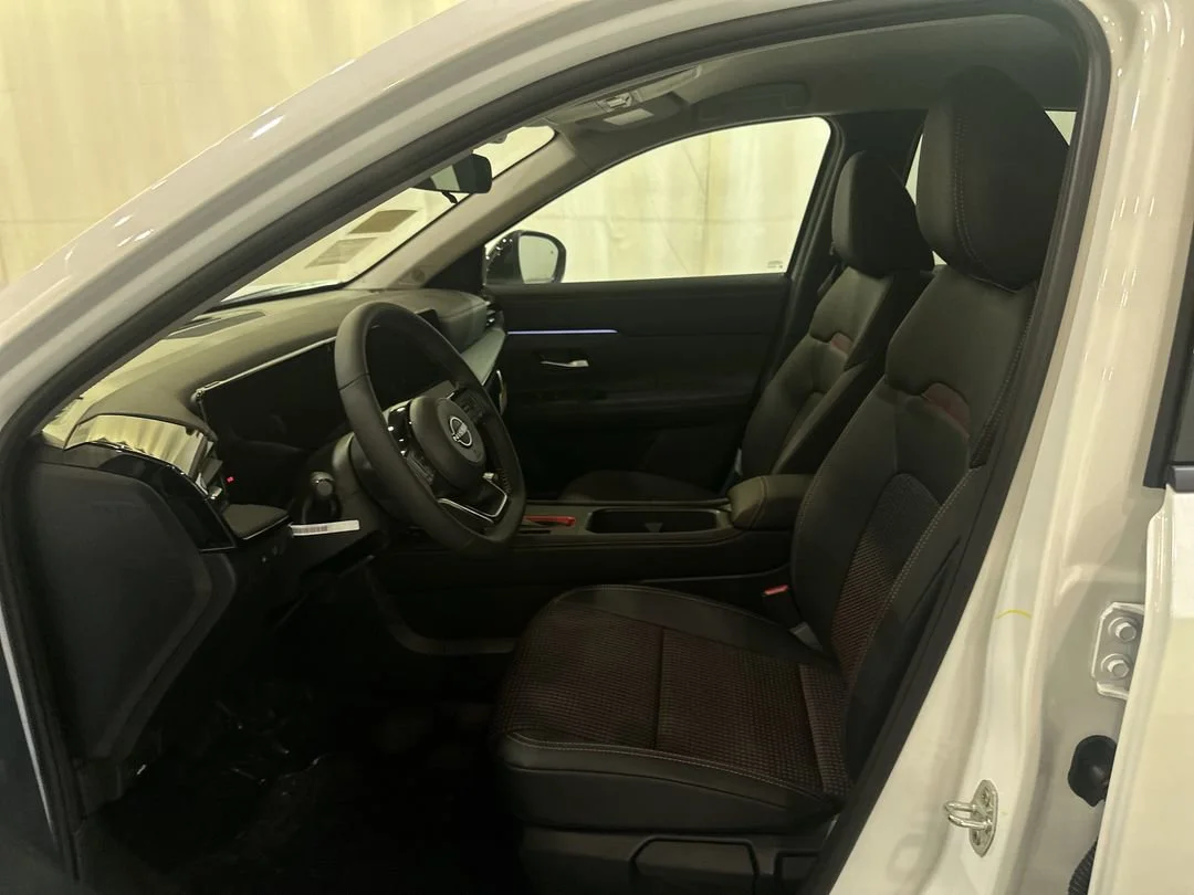 New 2026 Aspen White TriCoat Nissan SR image 13