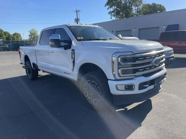 2024 Ford F-350 Platinum 4x4 Crew Cab 6-3/4' Box SRW's photo