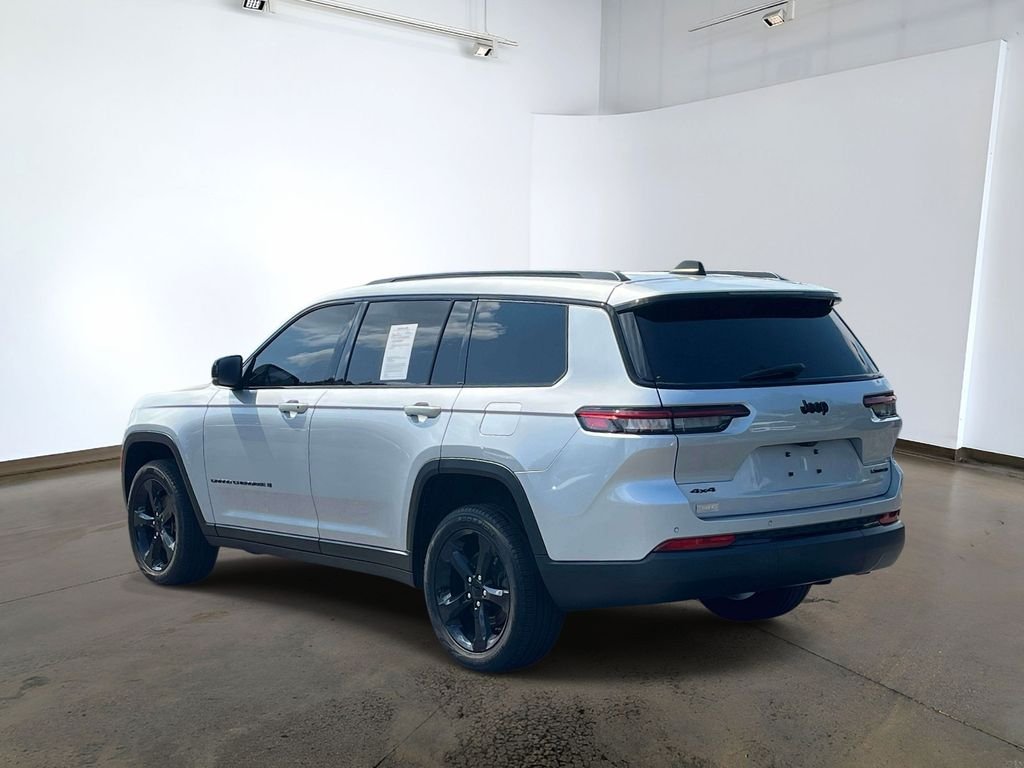 Used 2024 Silver Jeep Limited image 6