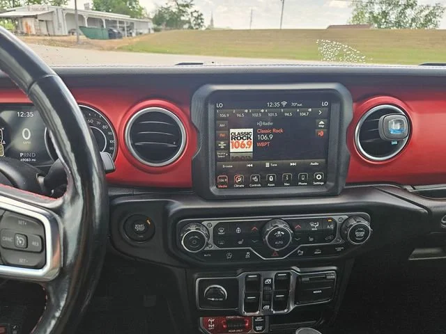 Used 2020 Gray Jeep Rubicon image 17