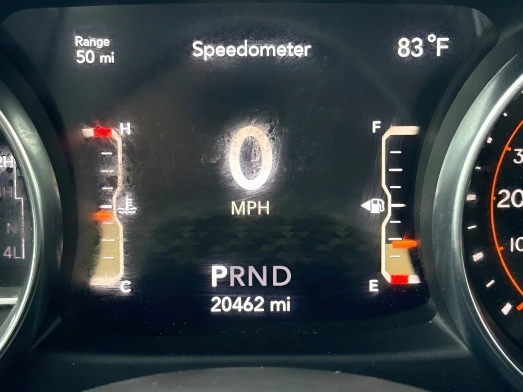 Used 2022 White Jeep Unlimited Sahara image 23