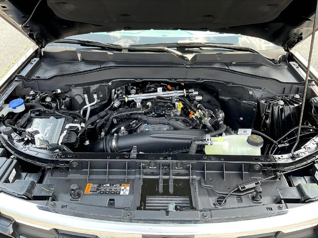 New 2026 Carbonized Gray Metallic Ford Active image 13