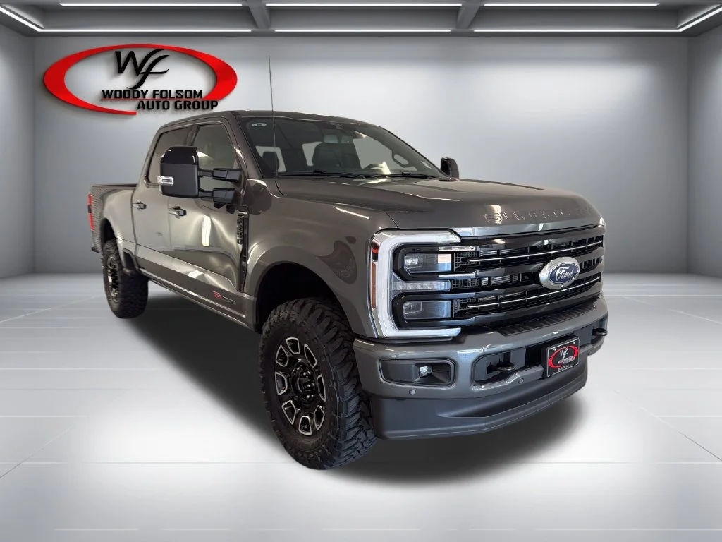 New 2026 Carbonized Gray Metallic Ford F-250® Platinum® image 3
