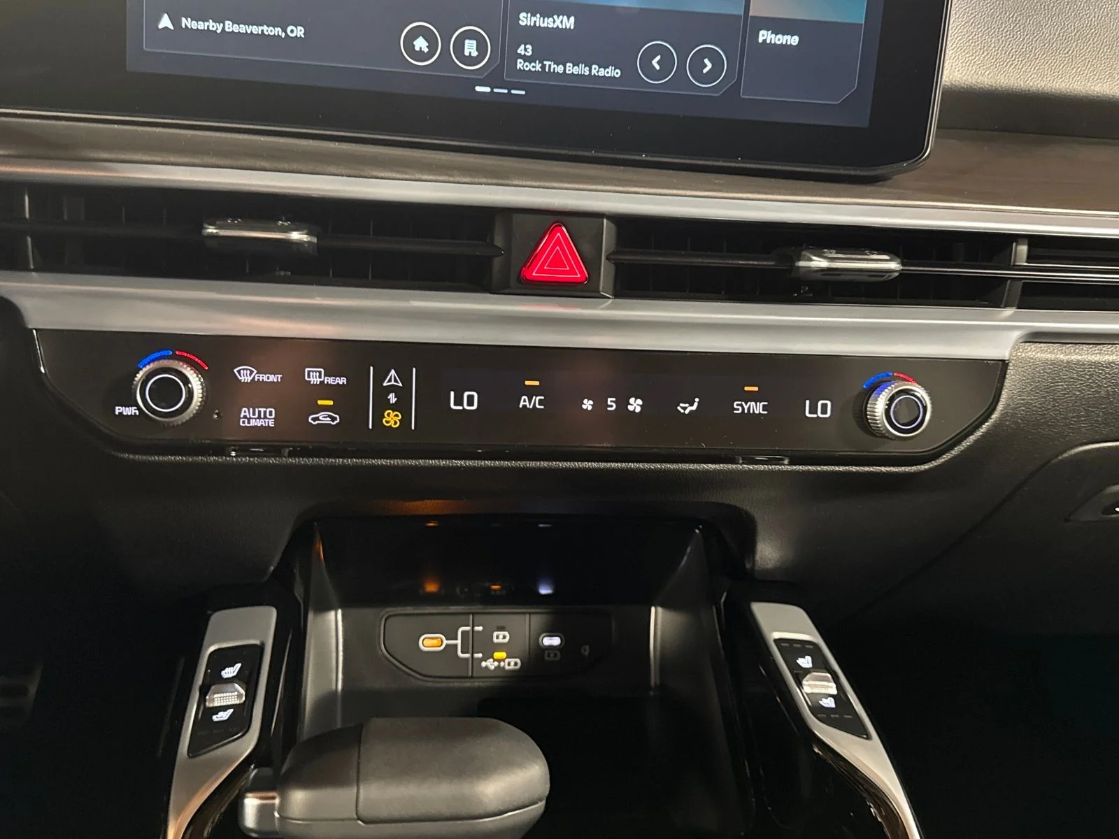 New 2026 Ivory Kia X-Line SX Prestige image 19
