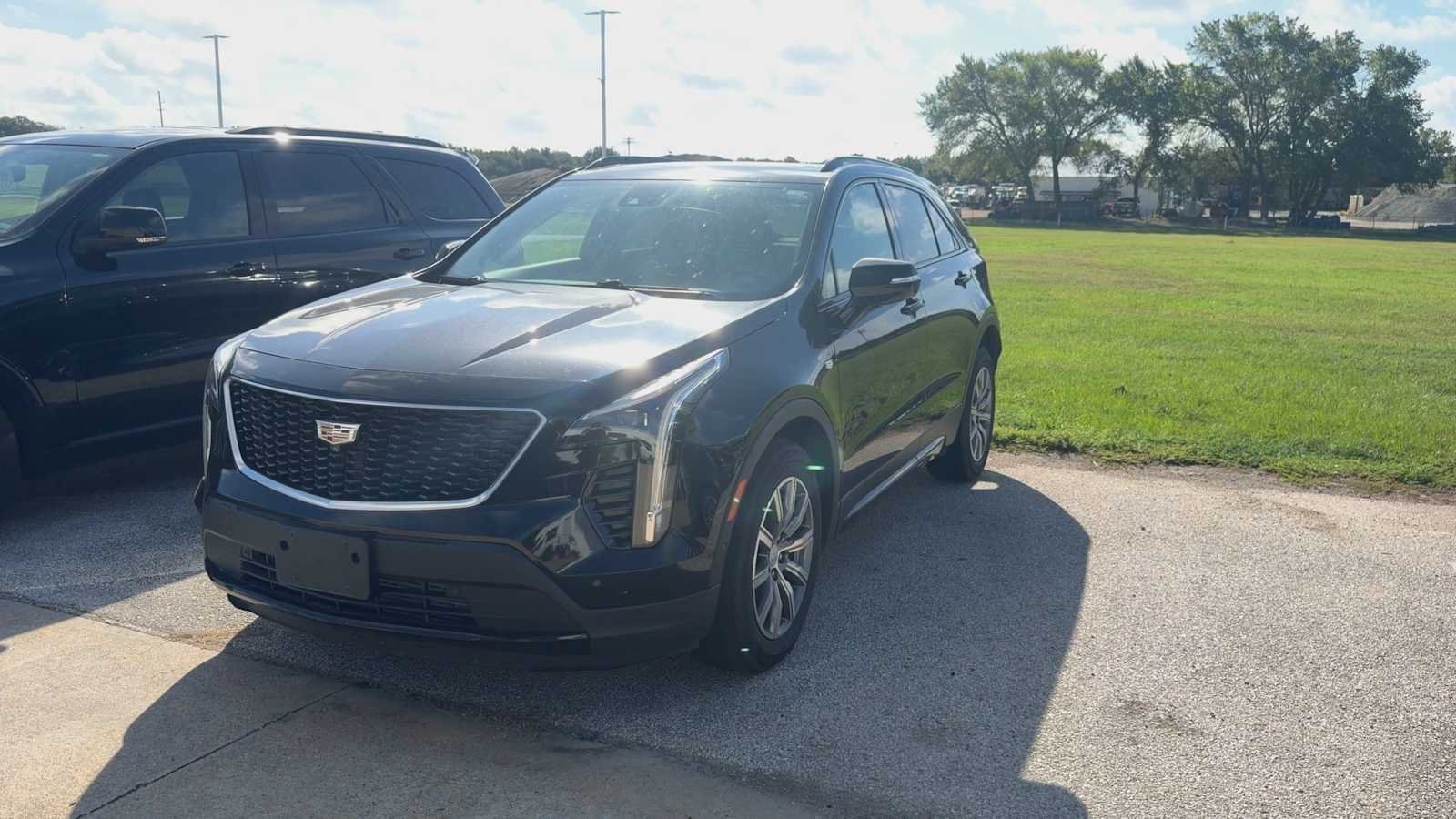 Certified Used 2022 Stellar Black Metallic Cadillac FWD Sport image 5
