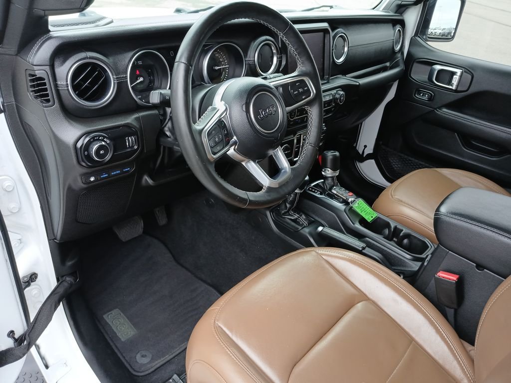 Used 2023 White Jeep Sahara 4xe image 10