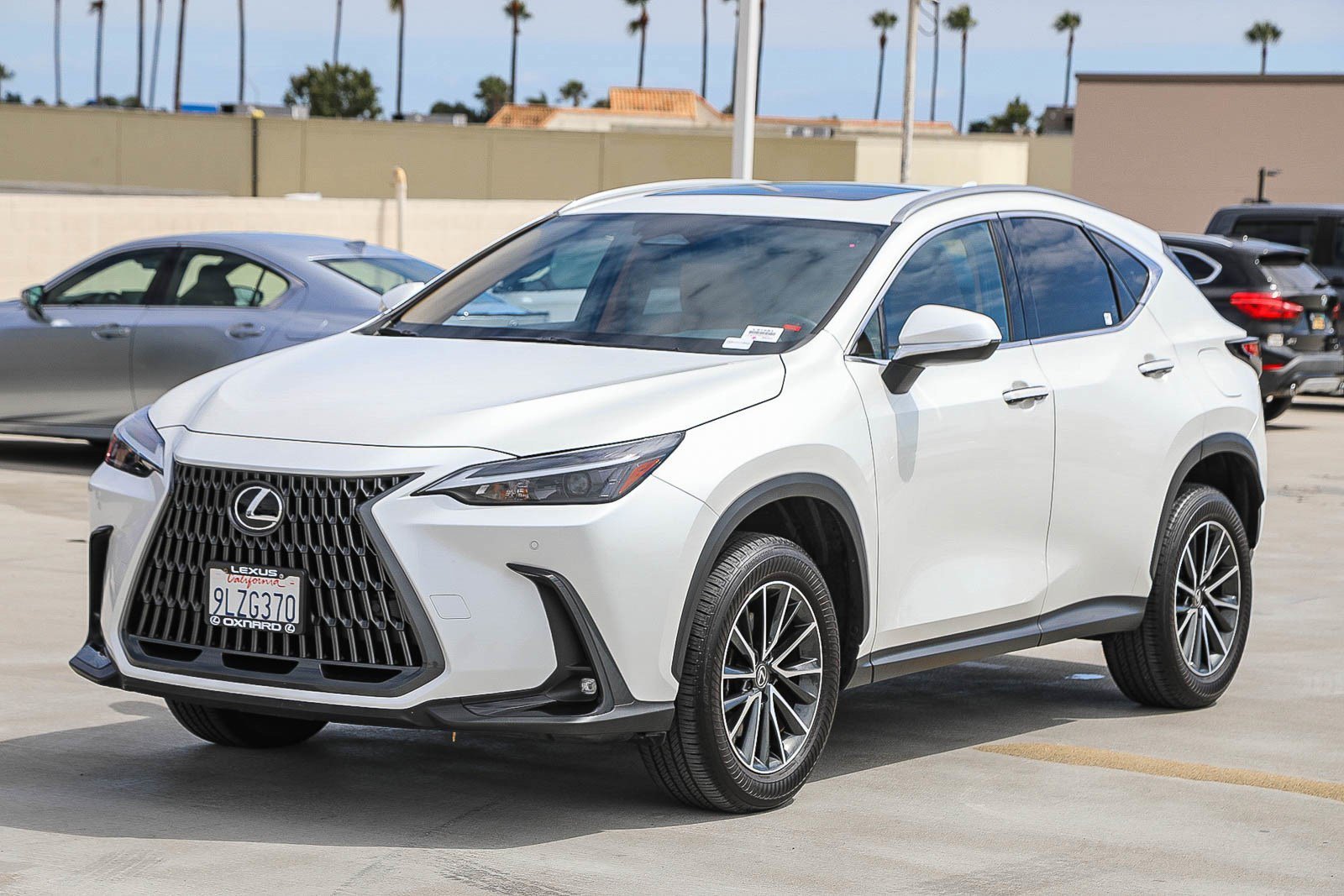 Used 2024 Eminent White Pearl Lexus 350 Premium image 3