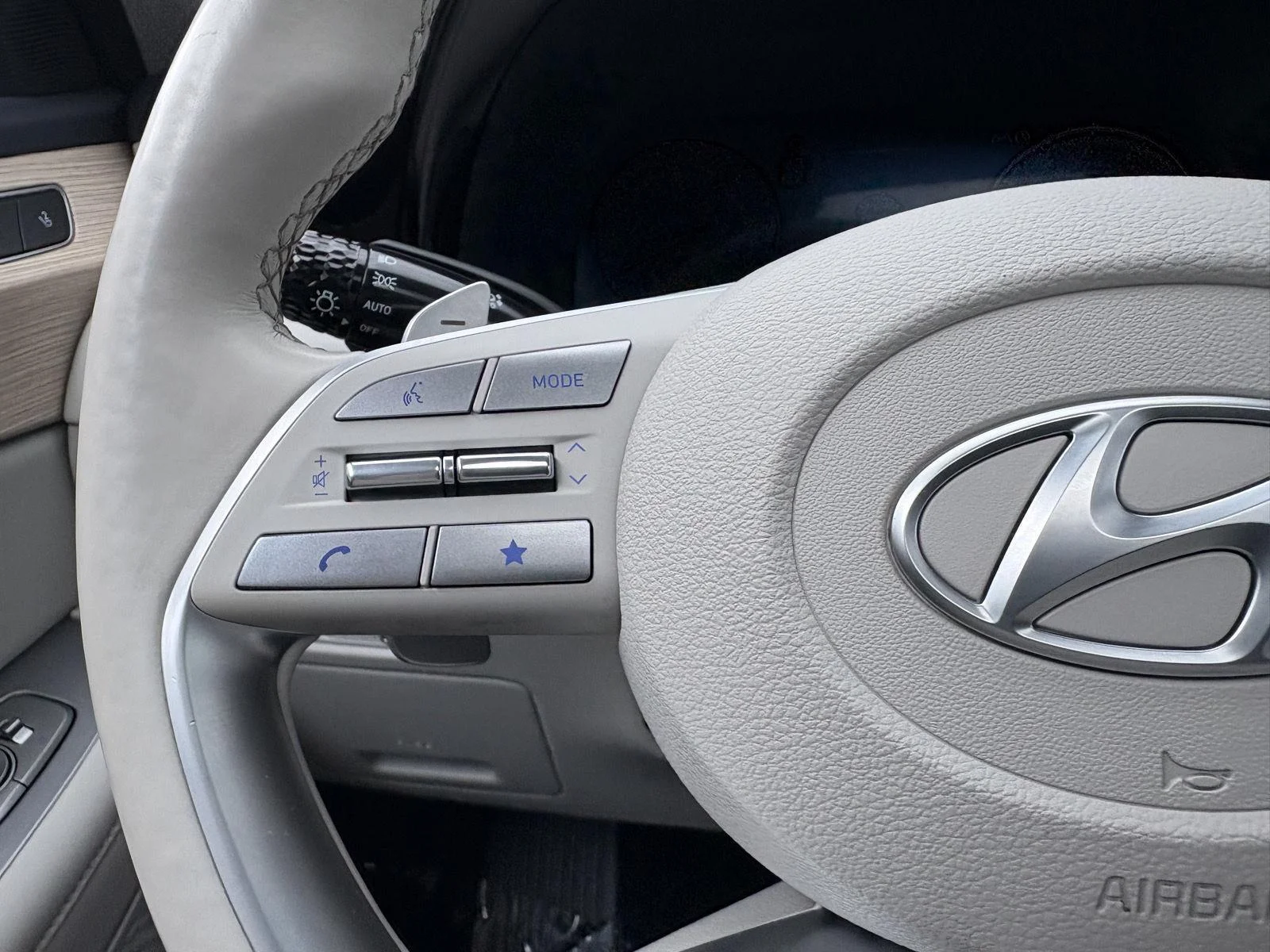 Certified Used 2024 Hyper White Hyundai Limited image 10
