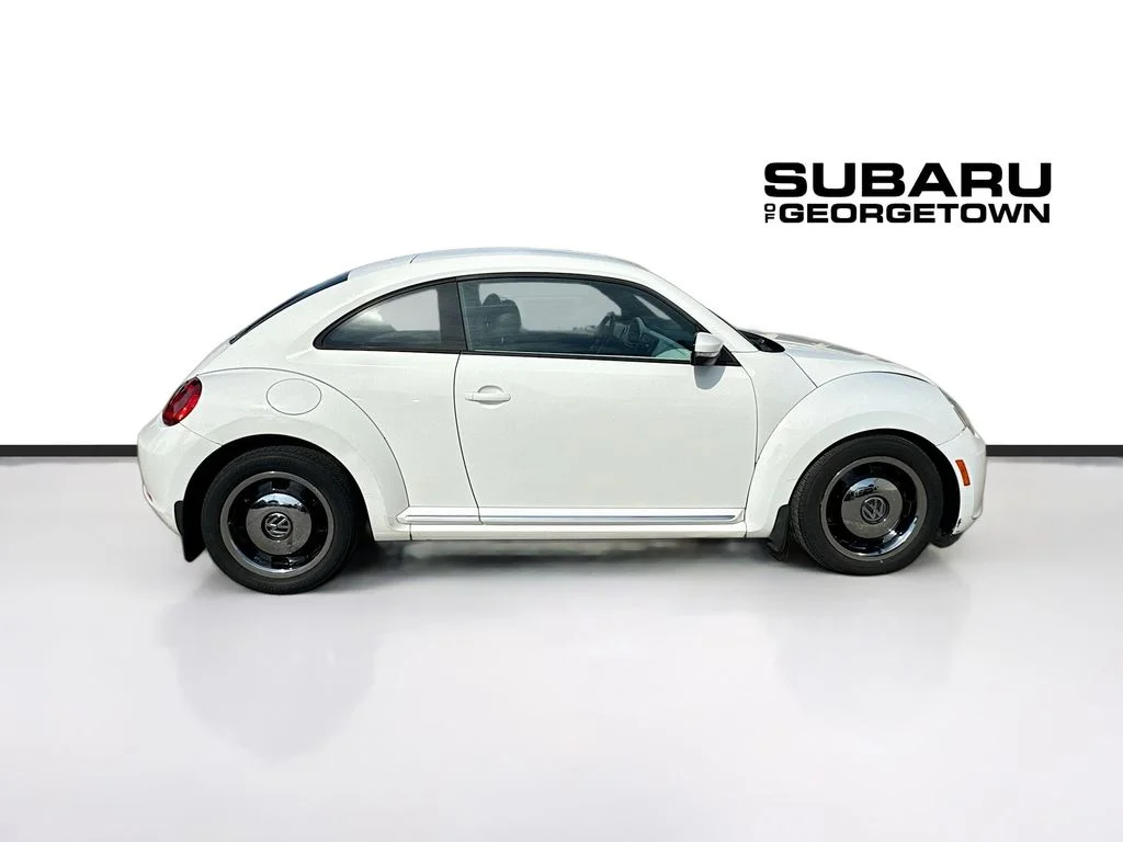 Used 2012 White Volkswagen 2.5L image 8