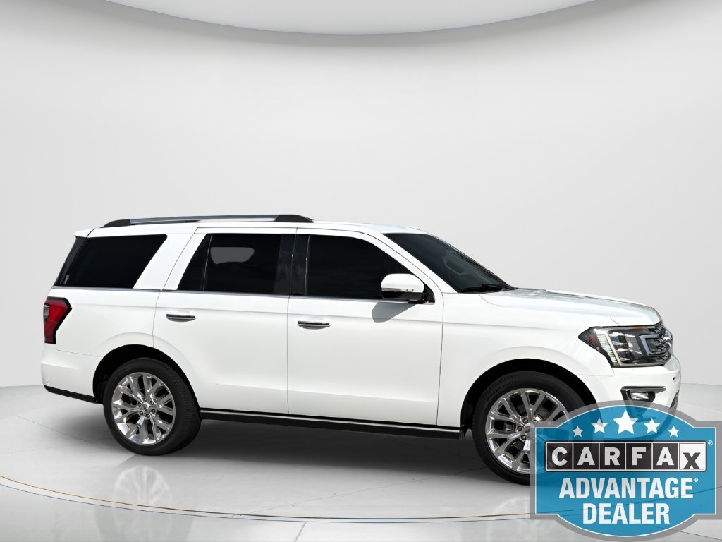 Used 2018 White Ford Limited image 4