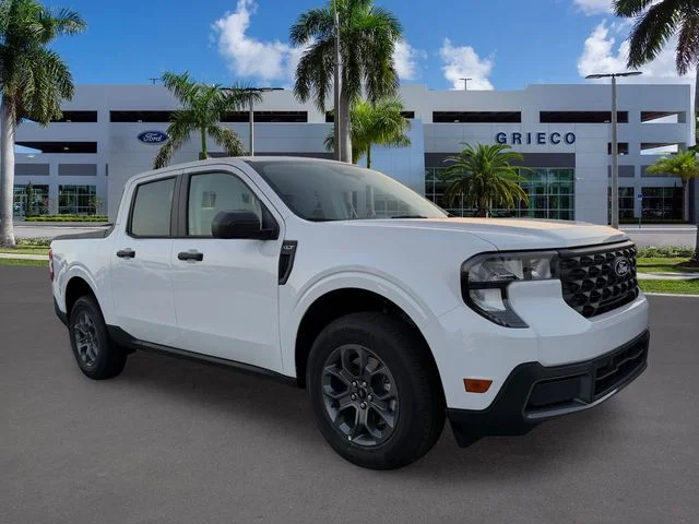 New 2026 Oxford White Ford XLT image 1