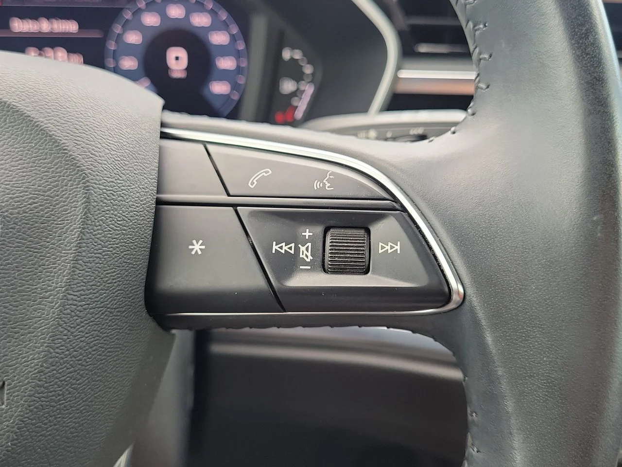 Used 2020 Black Audi Premium image 34