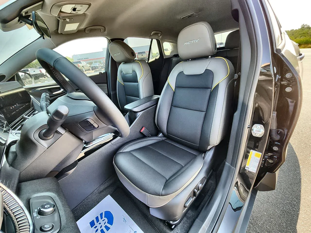 Used 2025 Mosaic Black Metallic Chevrolet ACTIV image 12