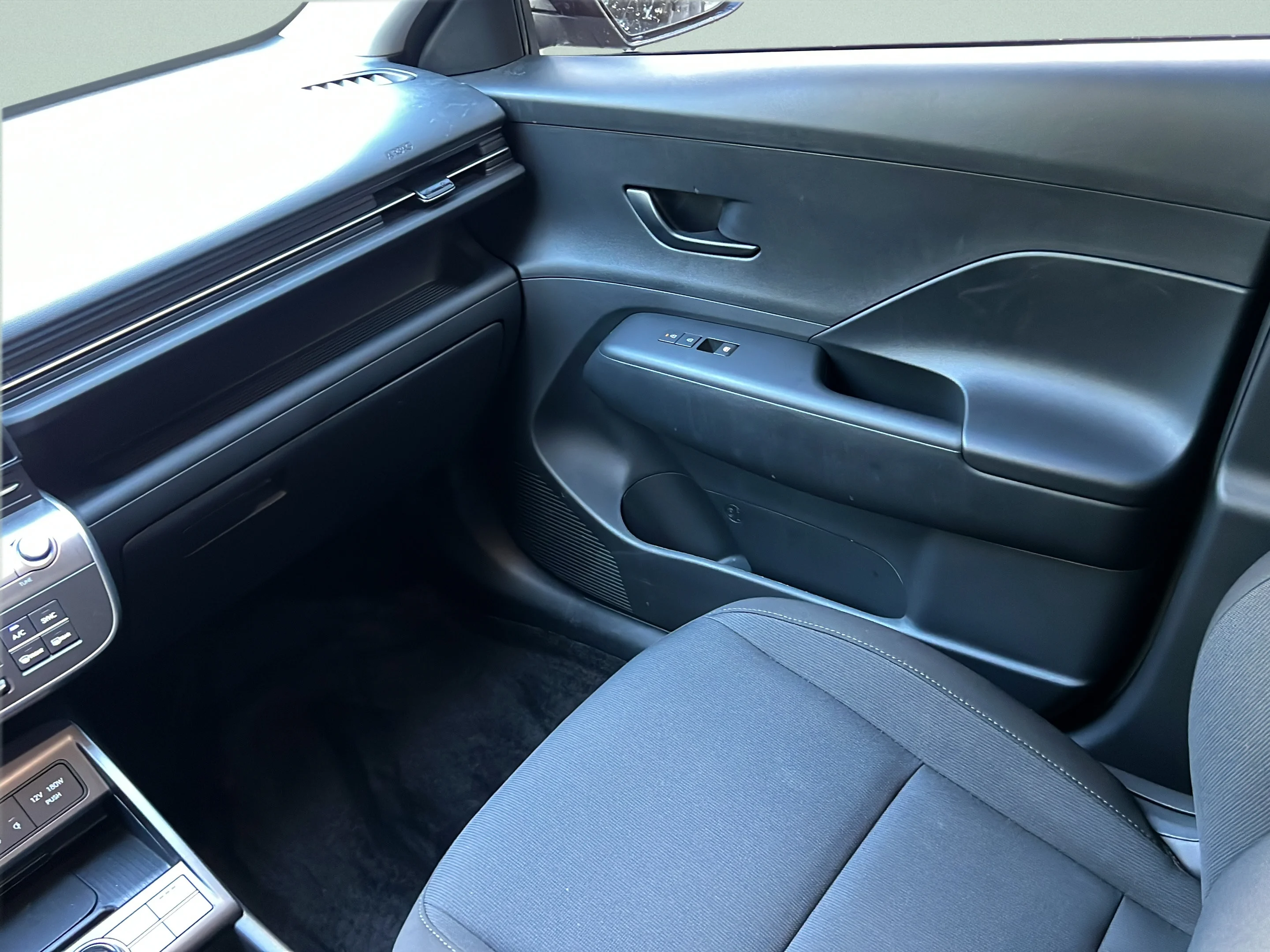 Used 2025 Abyss Black Pearl Hyundai SEL Convenience image 13