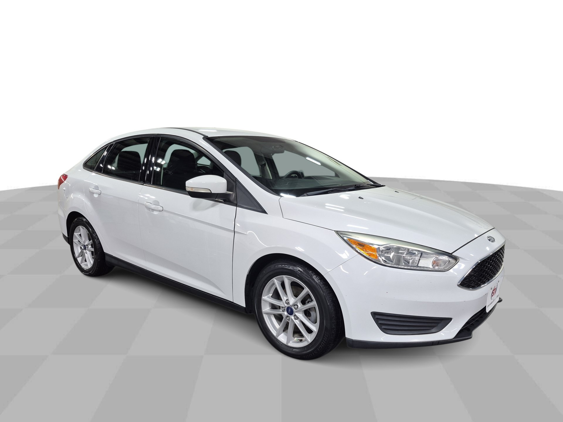 Used 2015 Ford Focus SE with VIN 1FADP3F23FL260803 for sale in Clive, IA