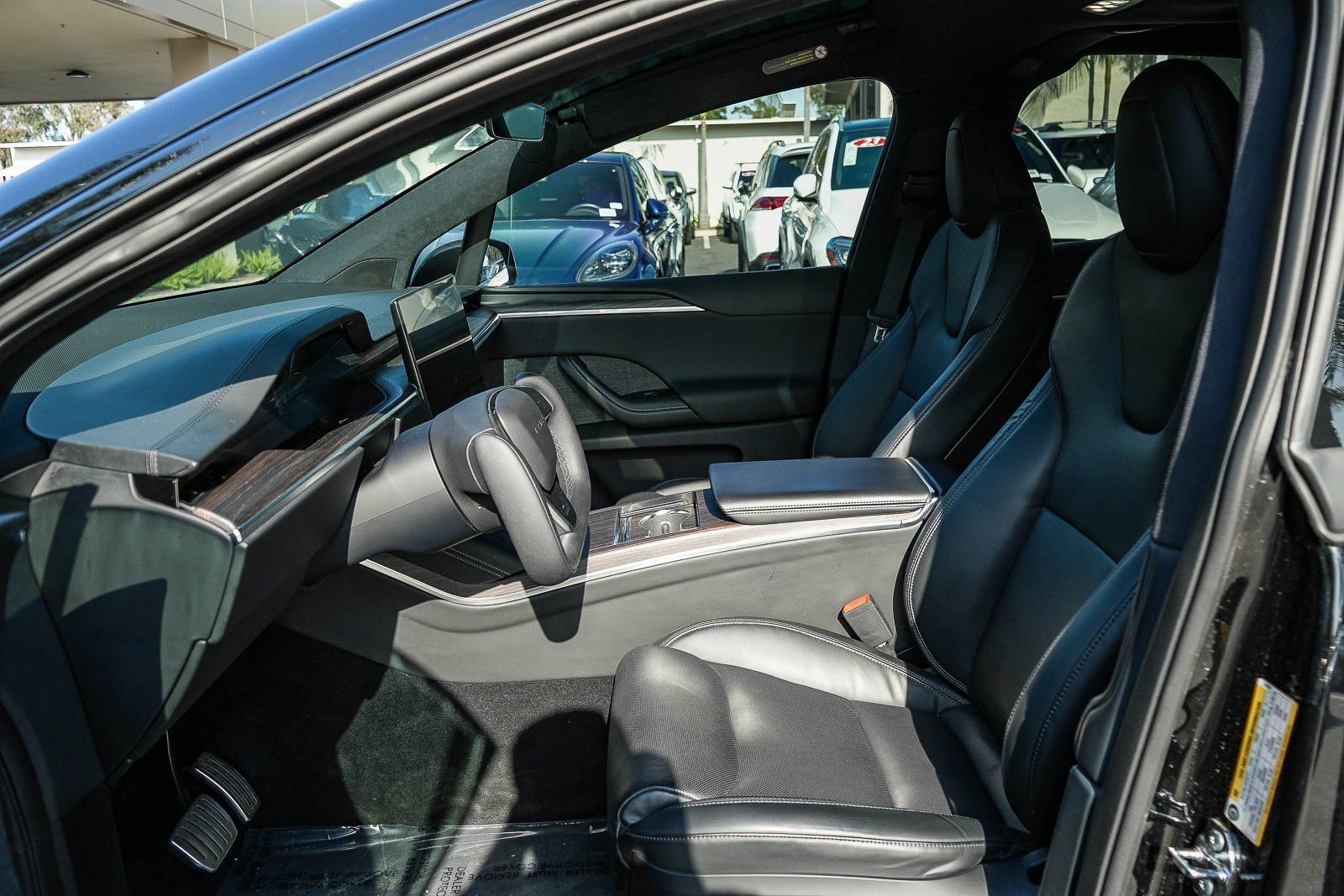 2023 Tesla Model X Long Range - Photo 16
