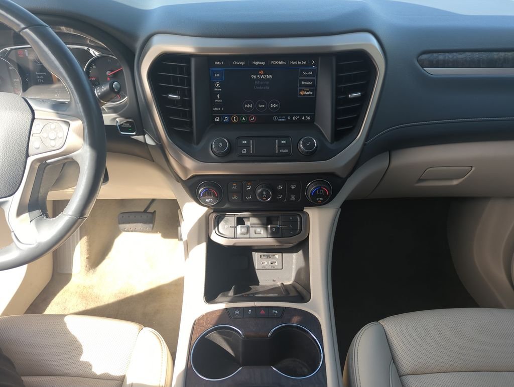 Used 2021 White GMC Denali image 25
