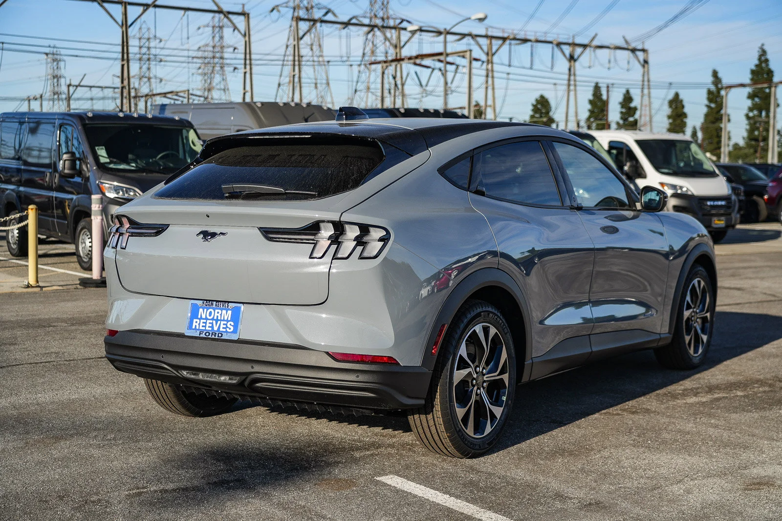 New 2026 Gray Metallic Ford Select image 6