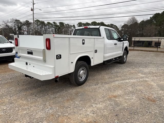 New 2026 Oxford White Ford XL image 5