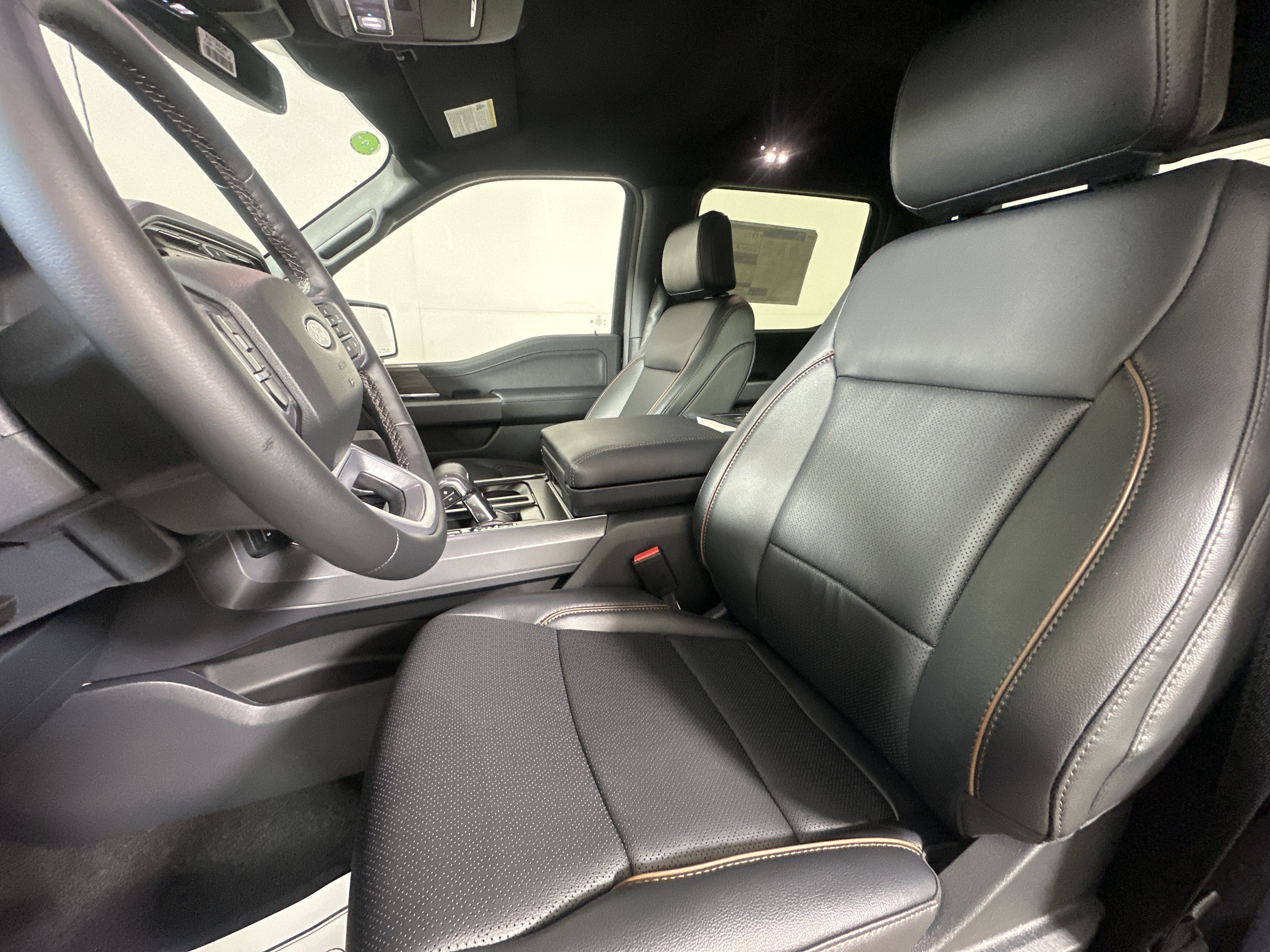 New 2026 AGATE BLACK MET Ford LARIAT image 9