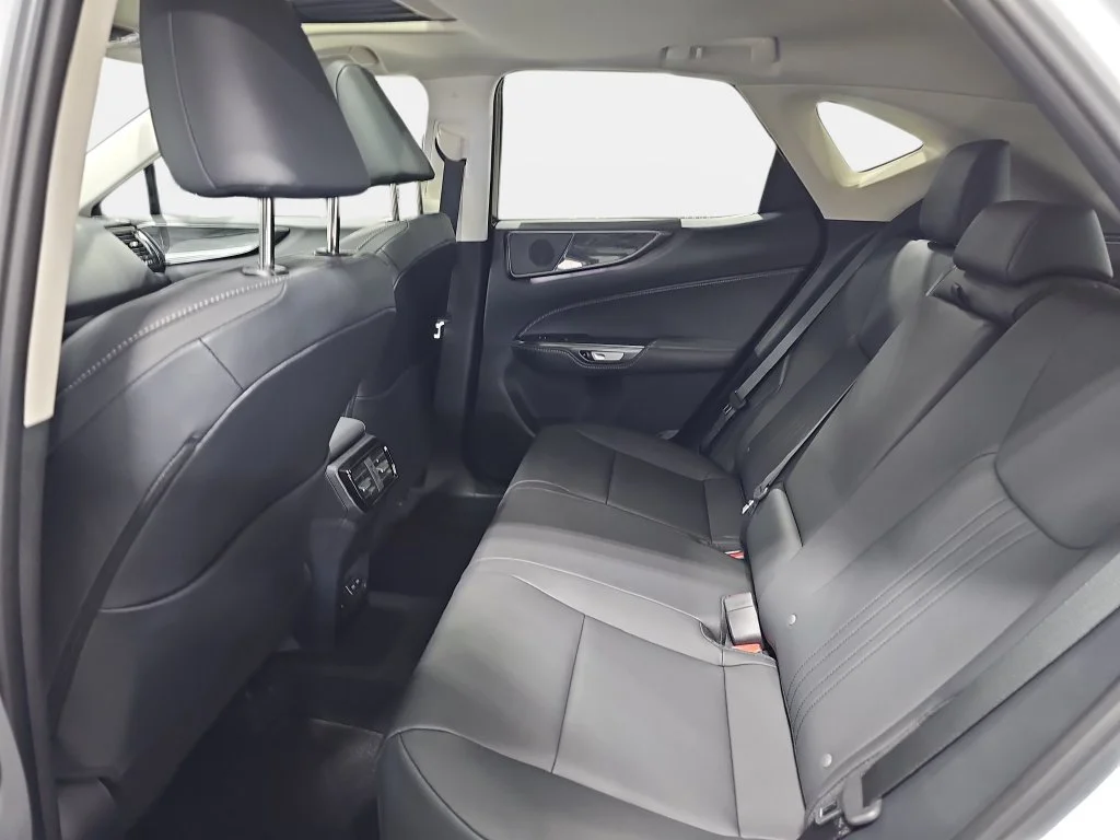 New 2026 Ultra White Lexus PREMIUM image 10