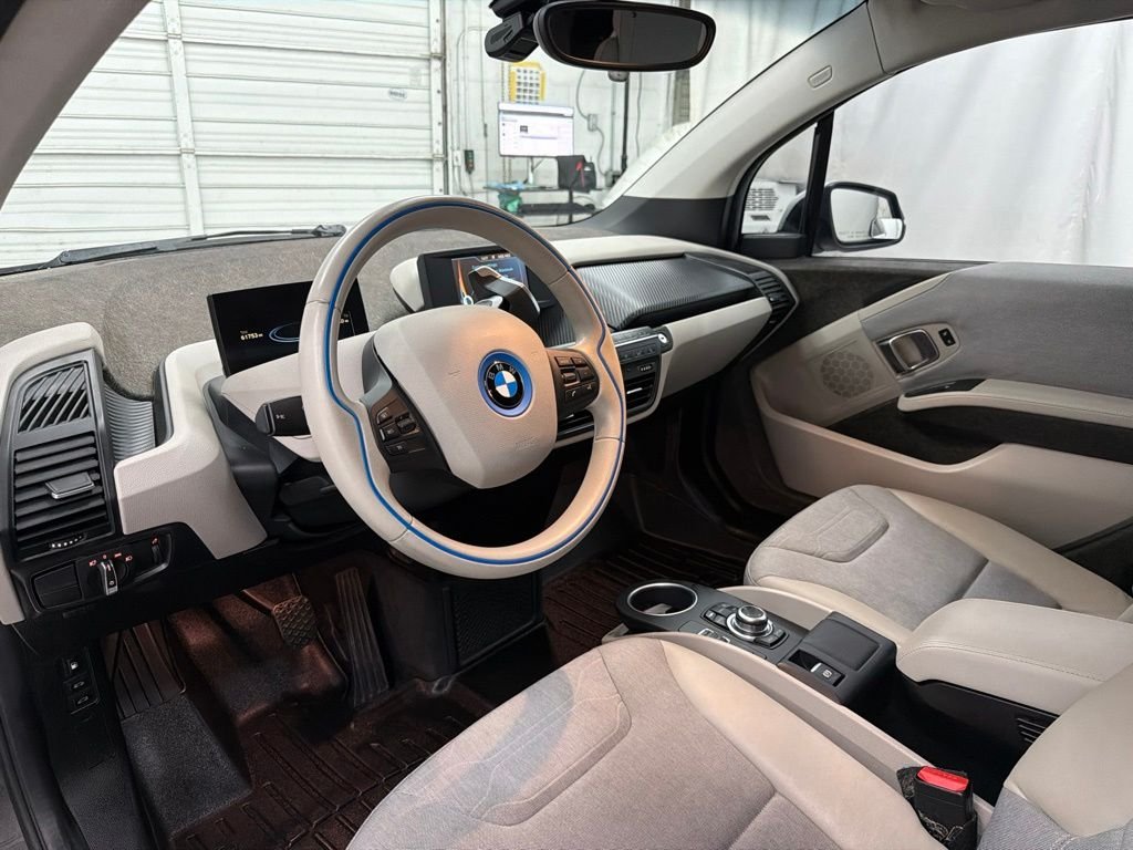 Used 2014 White BMW with Range Extender image 15