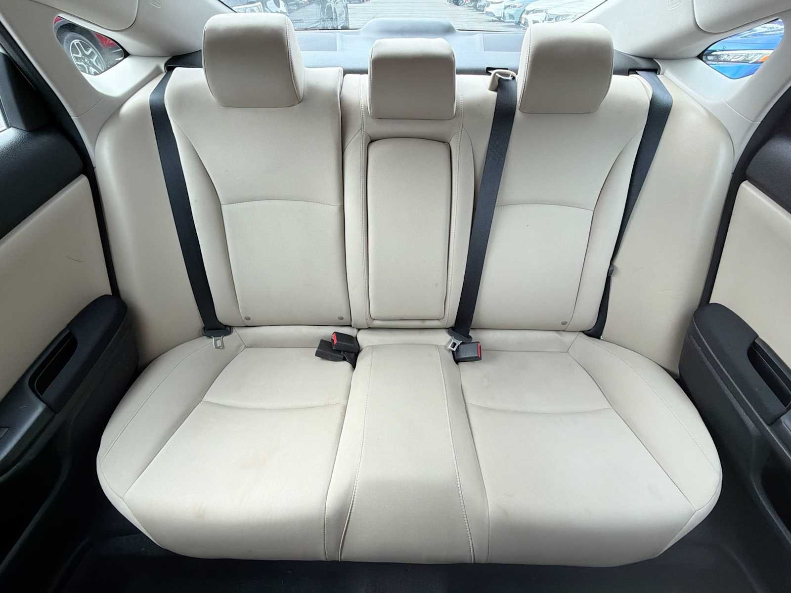 Used 2019 Platinum White Pearl Honda EX image 13