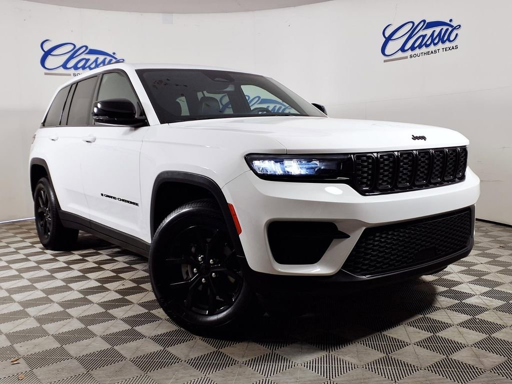 2024 Jeep Grand Cherokee Altitude 4x4's photo