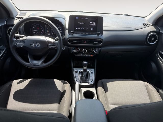 Used 2023 Silver Hyundai SEL image 10