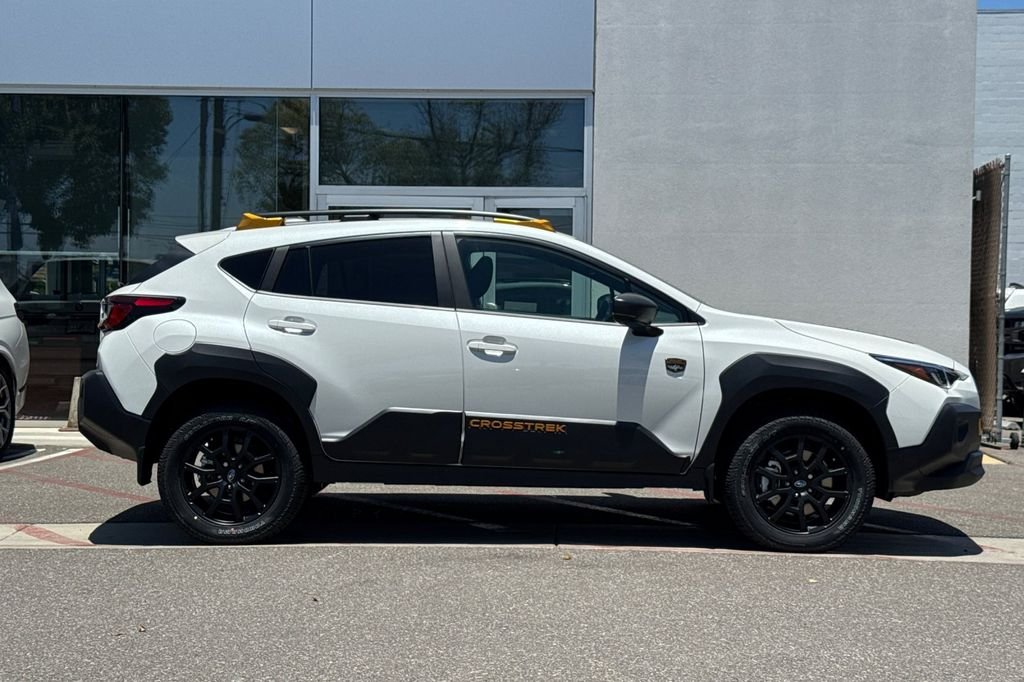 New 2026 CRYSTAL WHITE PEARL Subaru Wilderness image 3