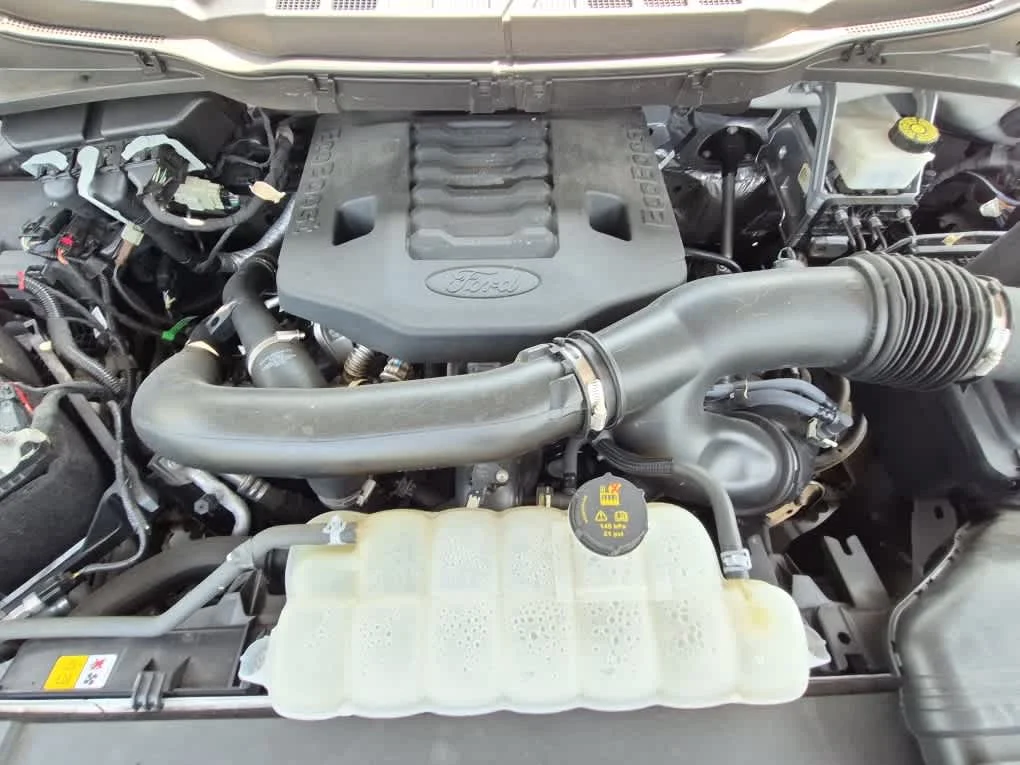 Used 2022 Space White Ford XL image 18