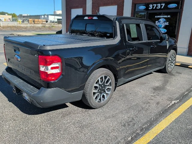 Used 2022 Shadow Black Ford Lariat image 6