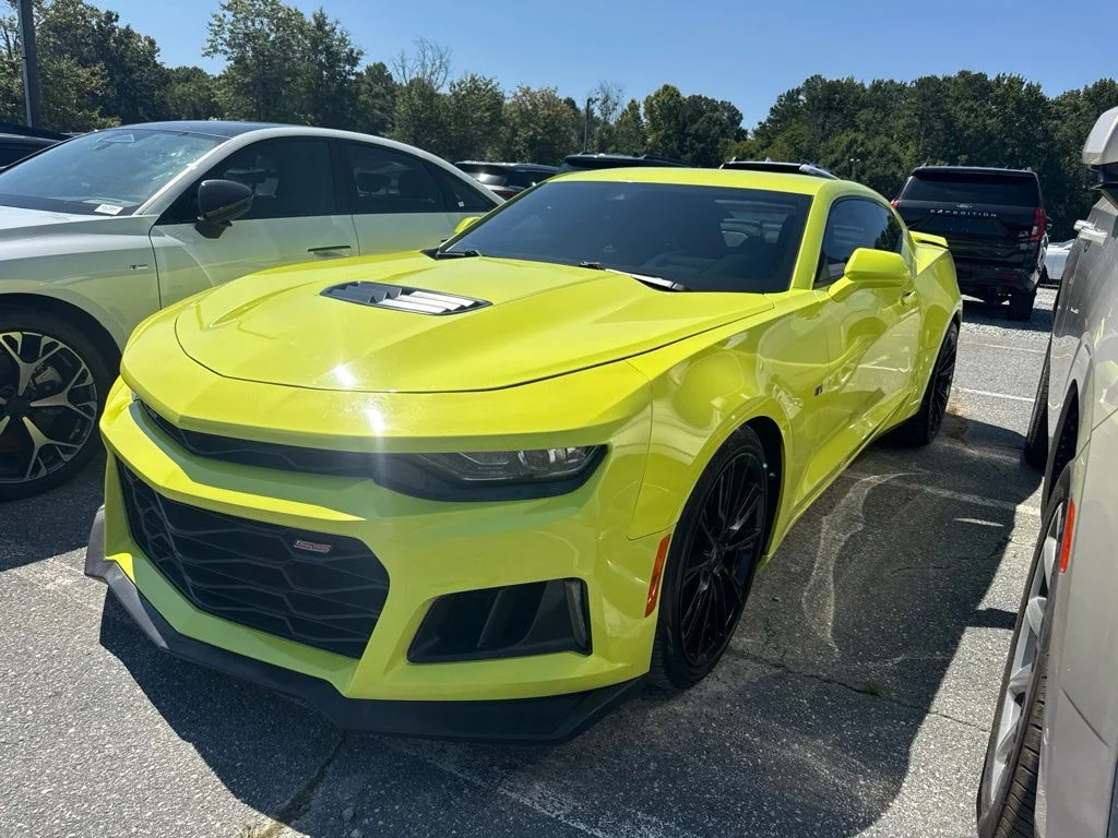 Used 2021 Green Chevrolet SS image 1
