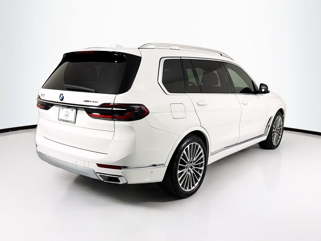 Used 2024 Alpine White BMW xDrive40i image 5