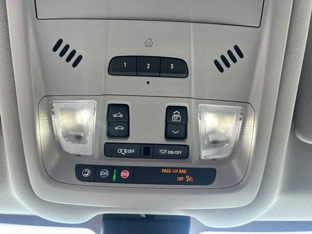 Used 2024 Summit White GMC AT4 image 18