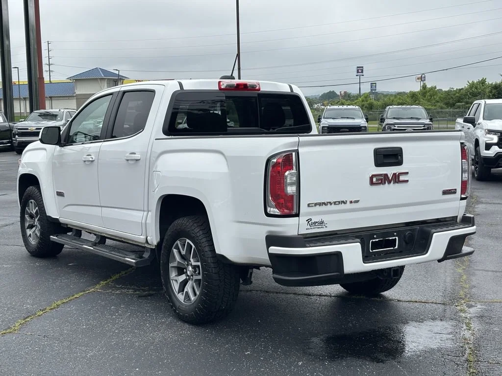 Used 2018 SUMMIT WHITE GMC 4WD All Terrain w/Cloth image 9