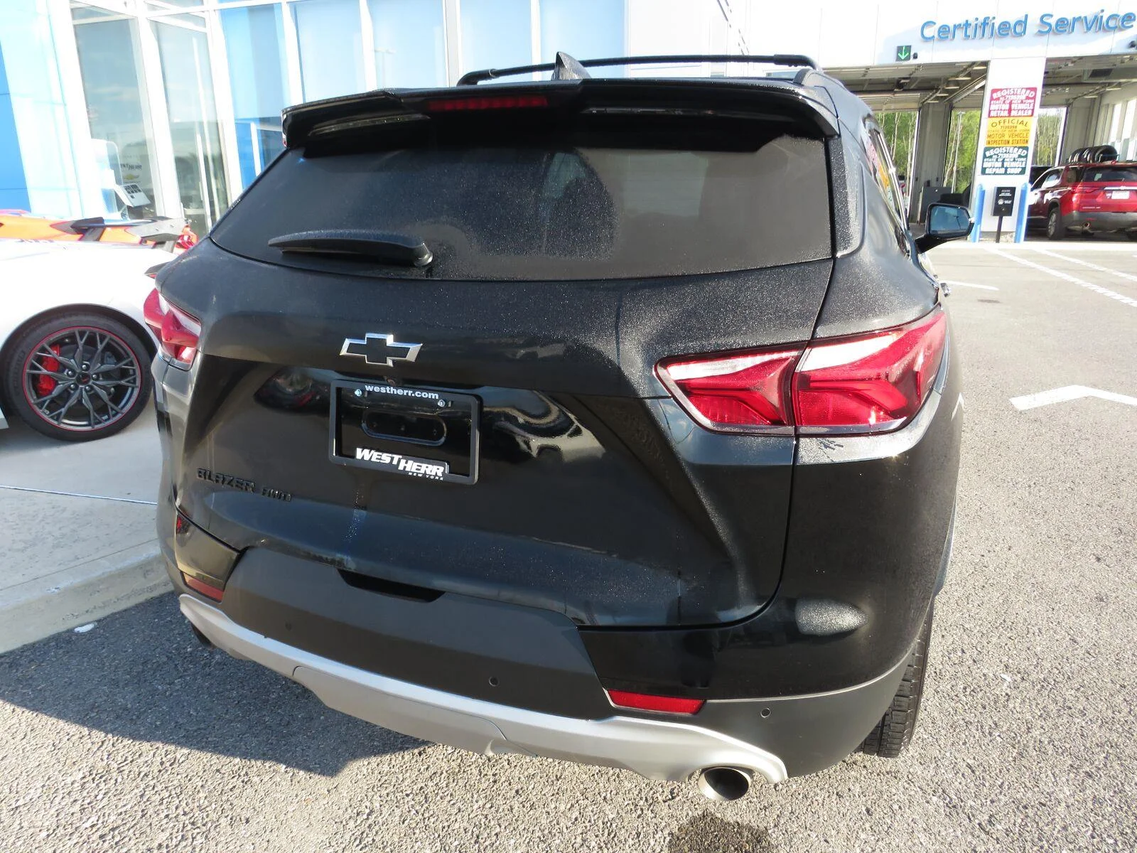 Used 2022 BLACK Chevrolet LT image 8