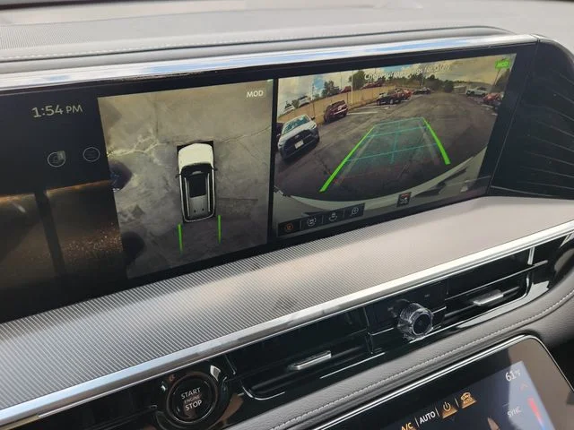 New 2027 RADIANT WHITE INFINITI Luxe 4WD image 16