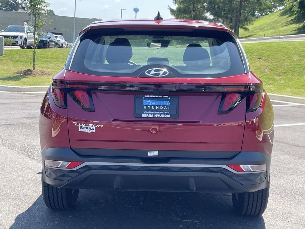 Used 2024 Red Hyundai SE image 5