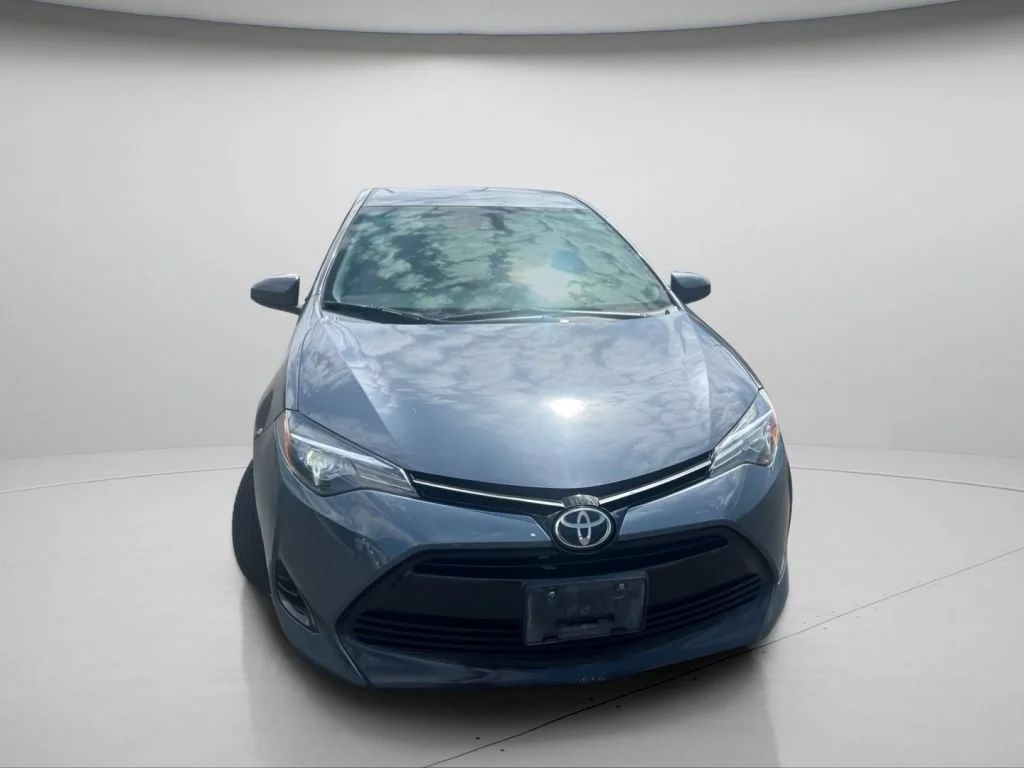 Used 2017 Slate Metallic Toyota L image 3