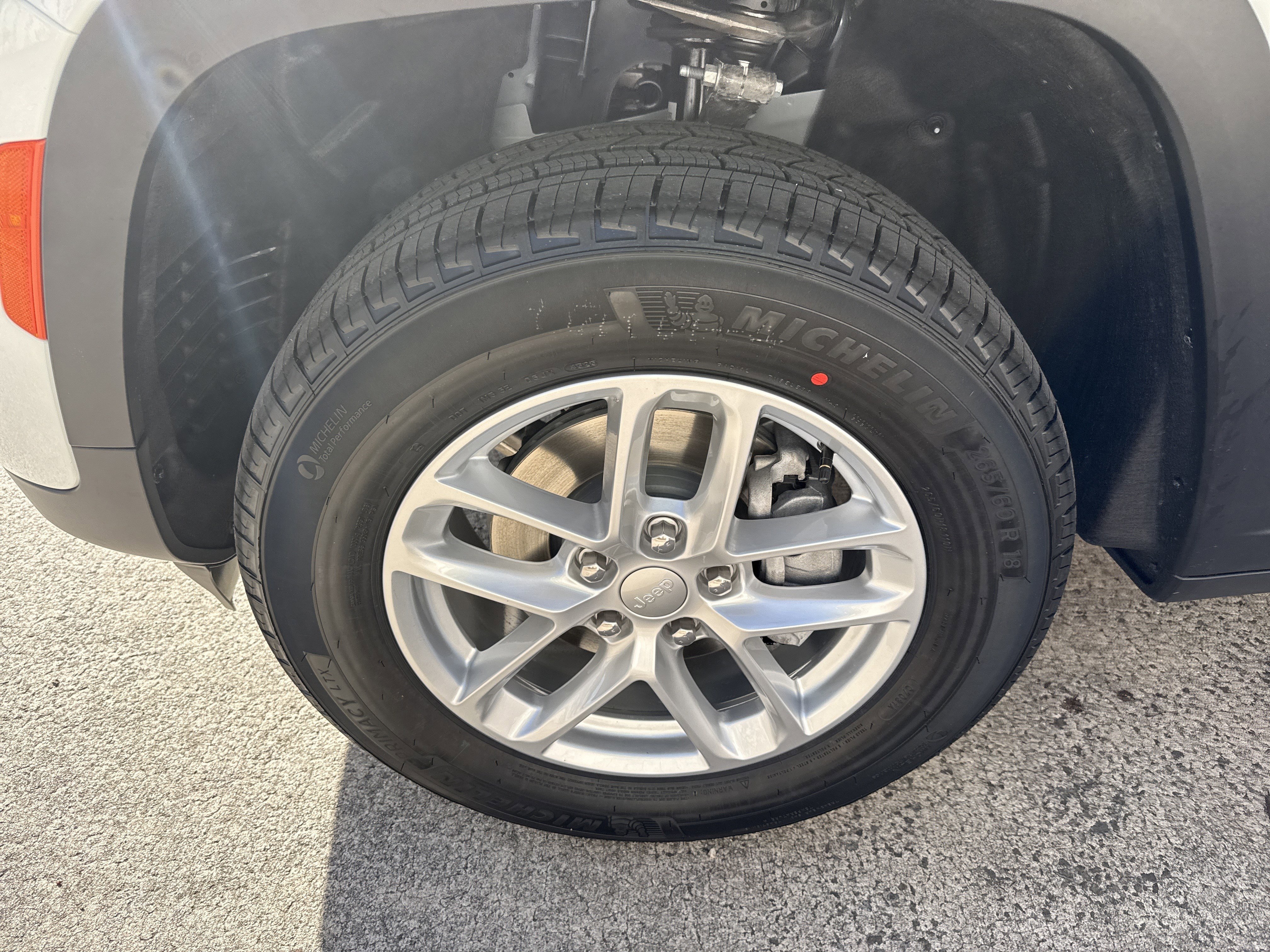 New 2025 Bright White Clearcoat Jeep Laredo image 11