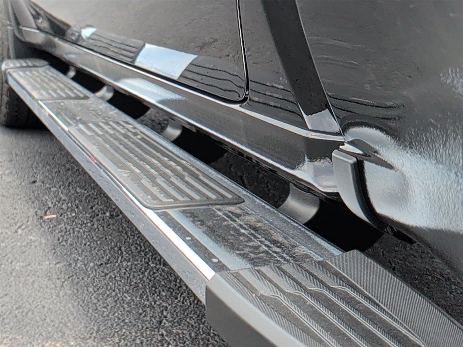 2026 Chevrolet Silverado 1500 High Country - Photo 38