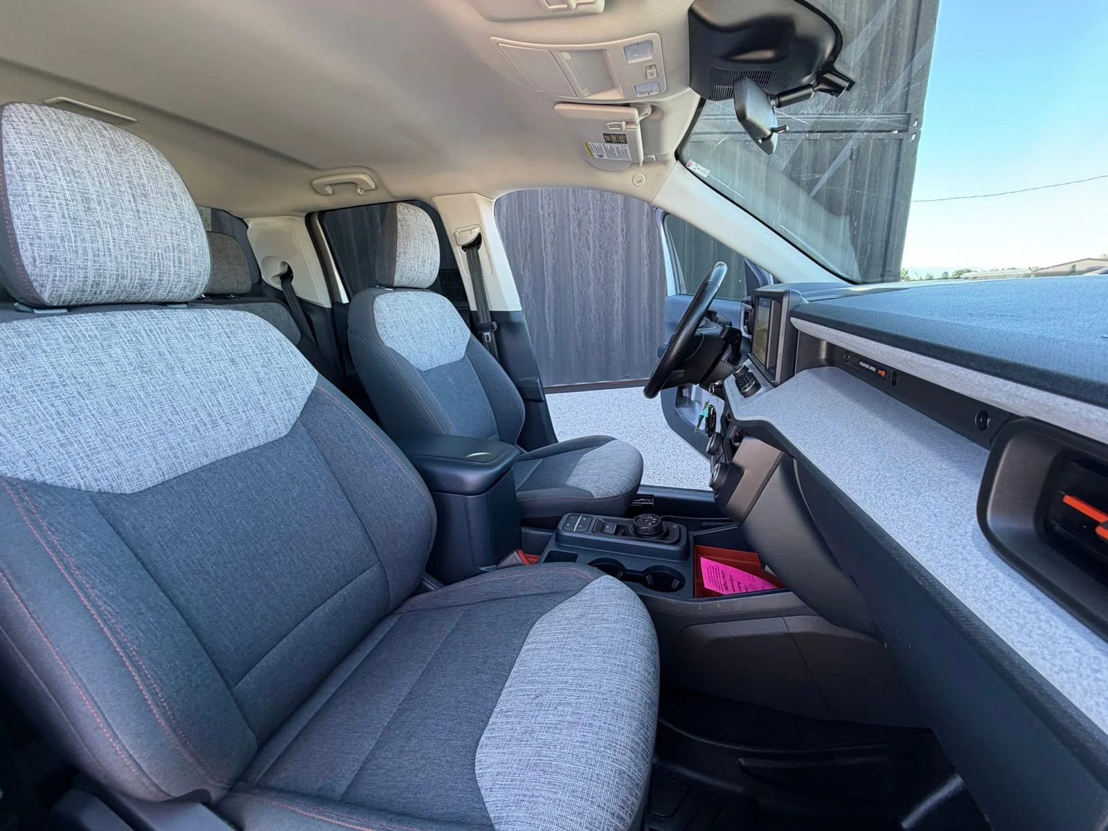Used 2022 Silver Ford XLT image 31
