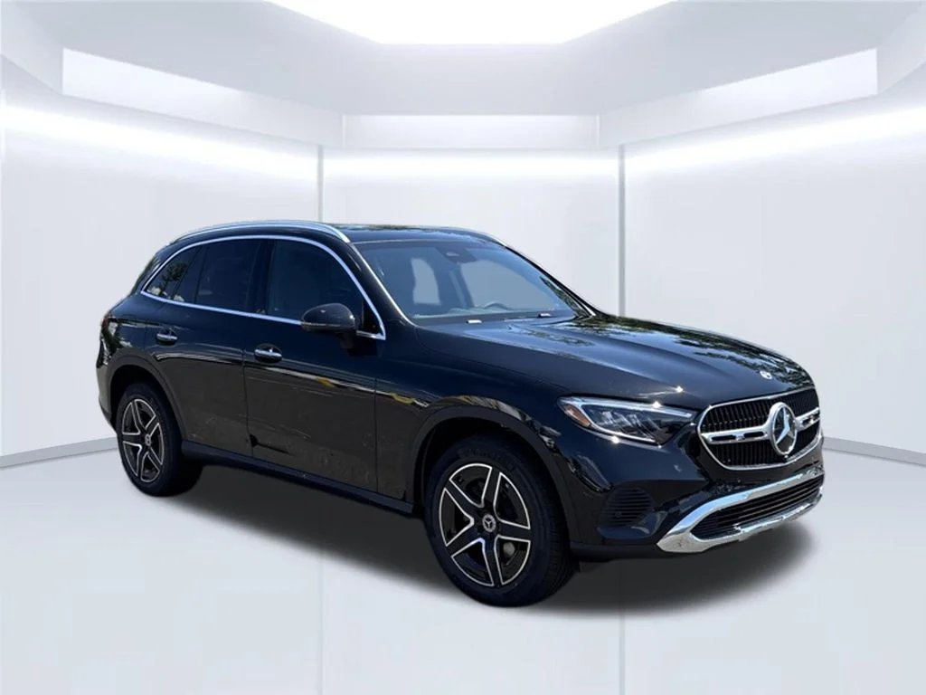 New 2027 Obsidian Black Metallic Mercedes-Benz GLC 300 image 48