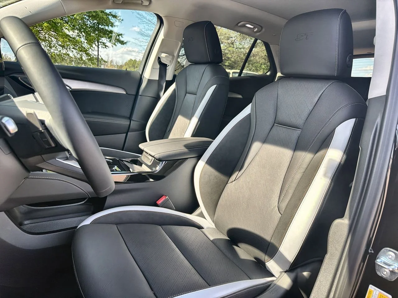 New 2026 Ebony Twilight Metallic Buick Sport Touring image 16