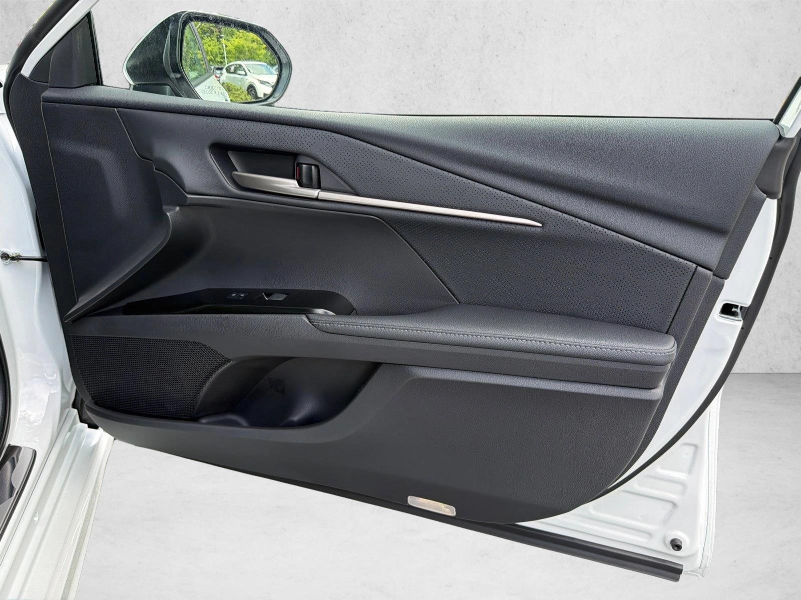 New 2026 Wind Chill Pearl Toyota XSE image 14