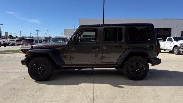 Used 2023 Gray Jeep Sport image 6
