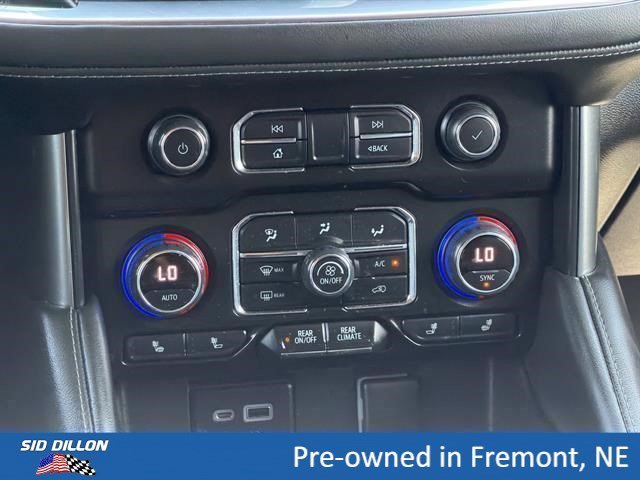 Used 2022 Black Chevrolet Z71 image 12