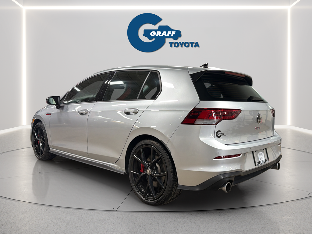 Used 2024 Silver Volkswagen SE image 11